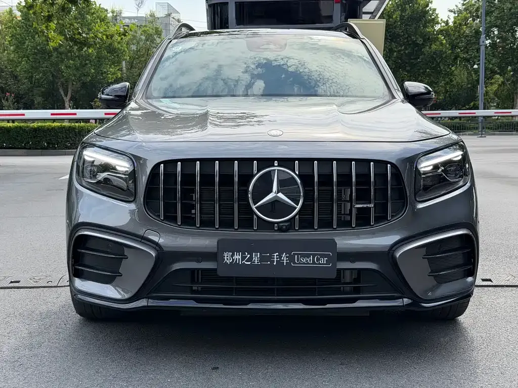 Mercedes-Benz GLB AMG — фото 8
