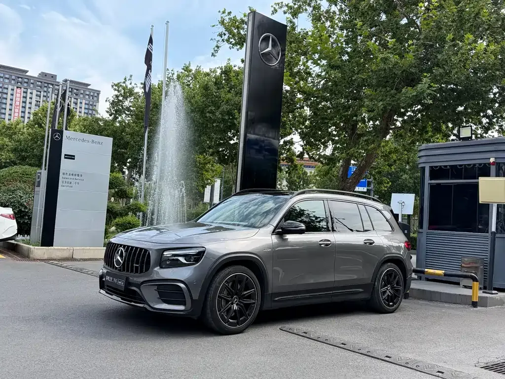 Mercedes-Benz GLB AMG — фото 7