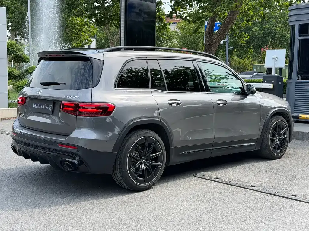 Mercedes-Benz GLB AMG — фото 5