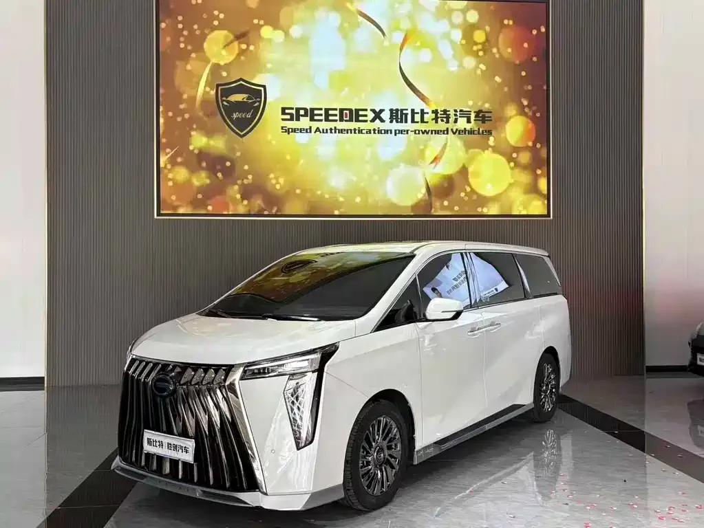 GAC Motor Trumpchi M8 — фото 1