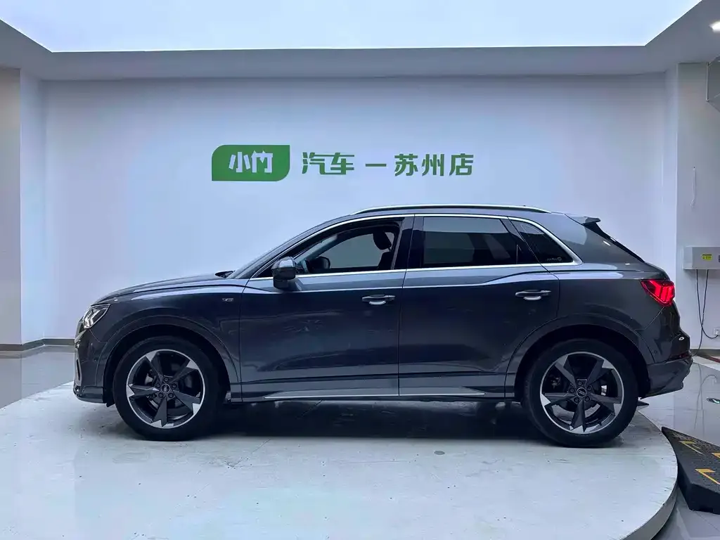 Audi Q3 — фото 4