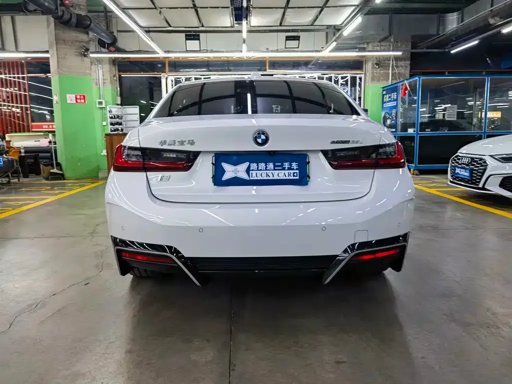 BMW i3 — фото 10