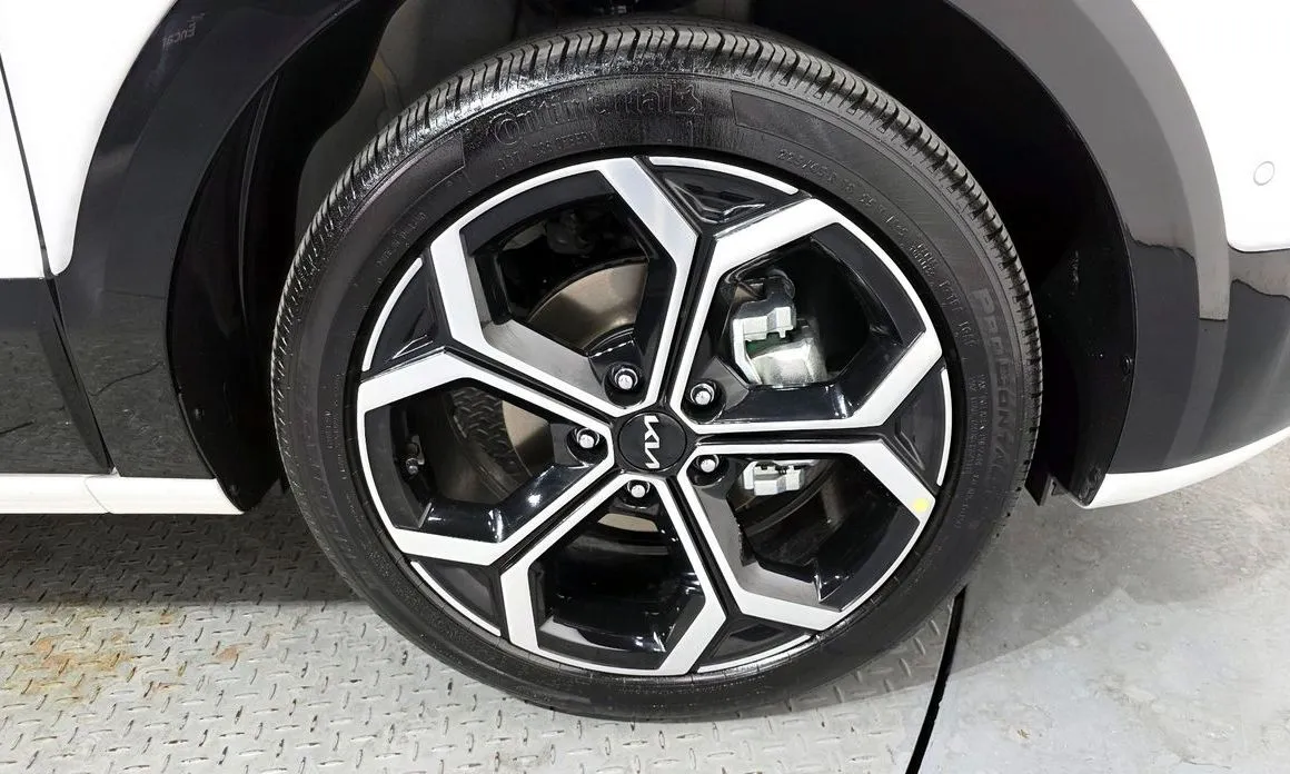 Kia Niro — фото 10