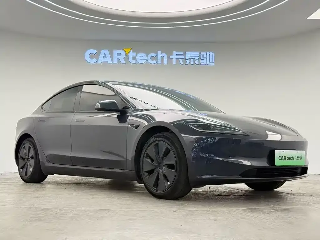 Tesla Model 3 — фото 5