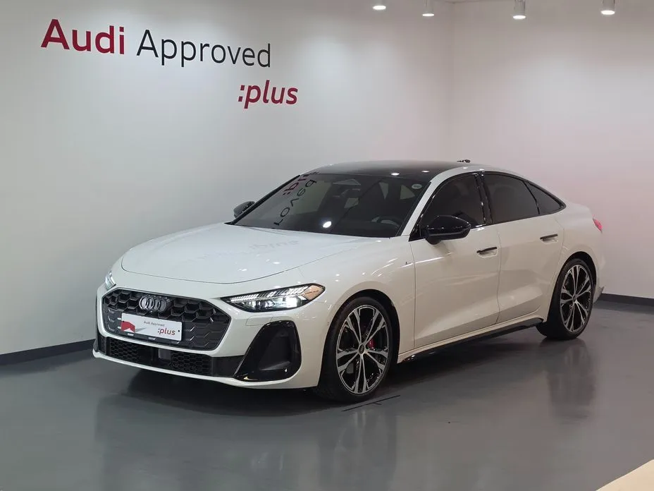 Audi A5 — фото 1