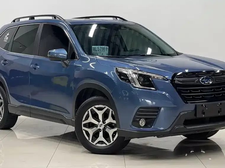 Subaru Forester — фото 2