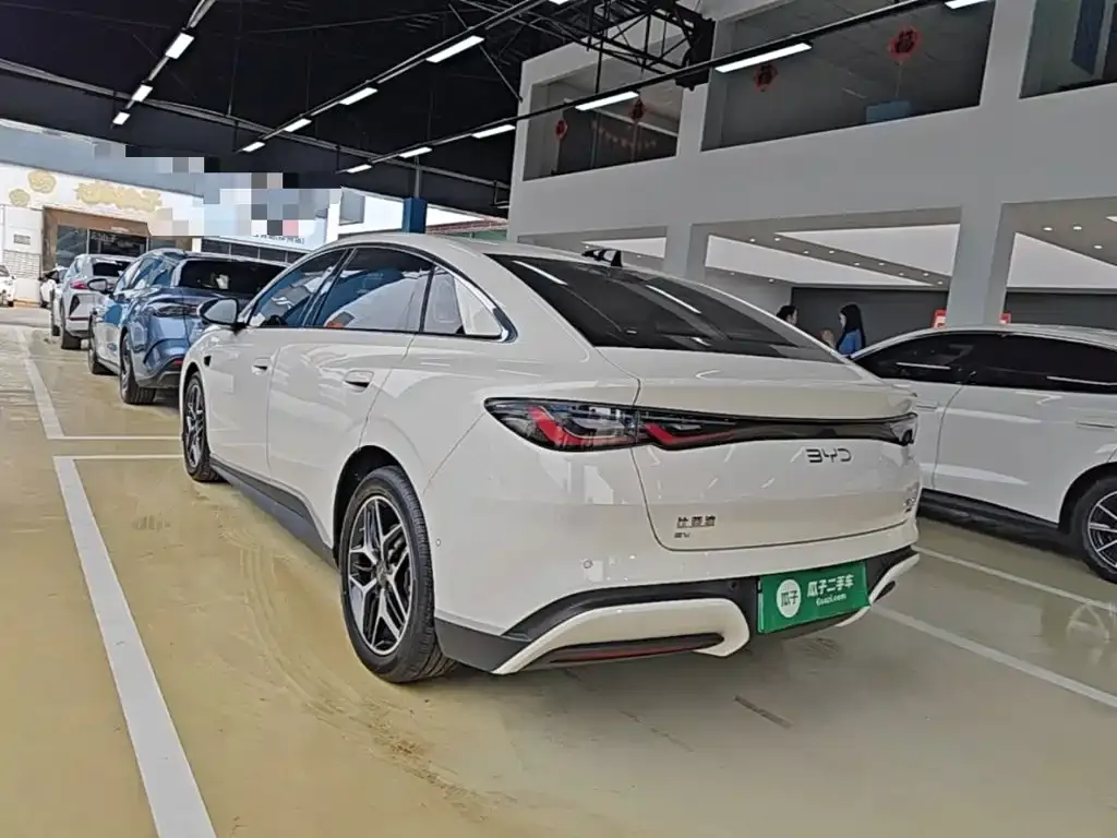 BYD Seal 06 — фото 10