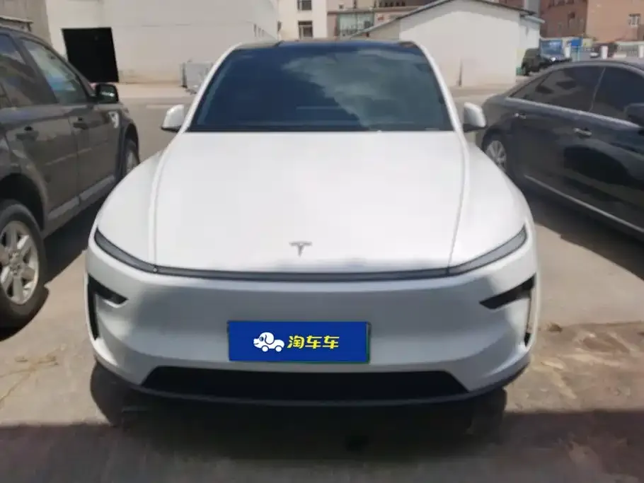 Tesla Model Y — фото 5
