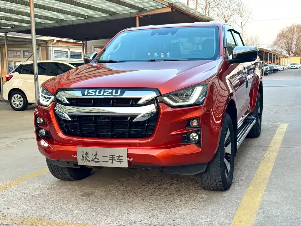 Isuzu D-MAX — фото 1