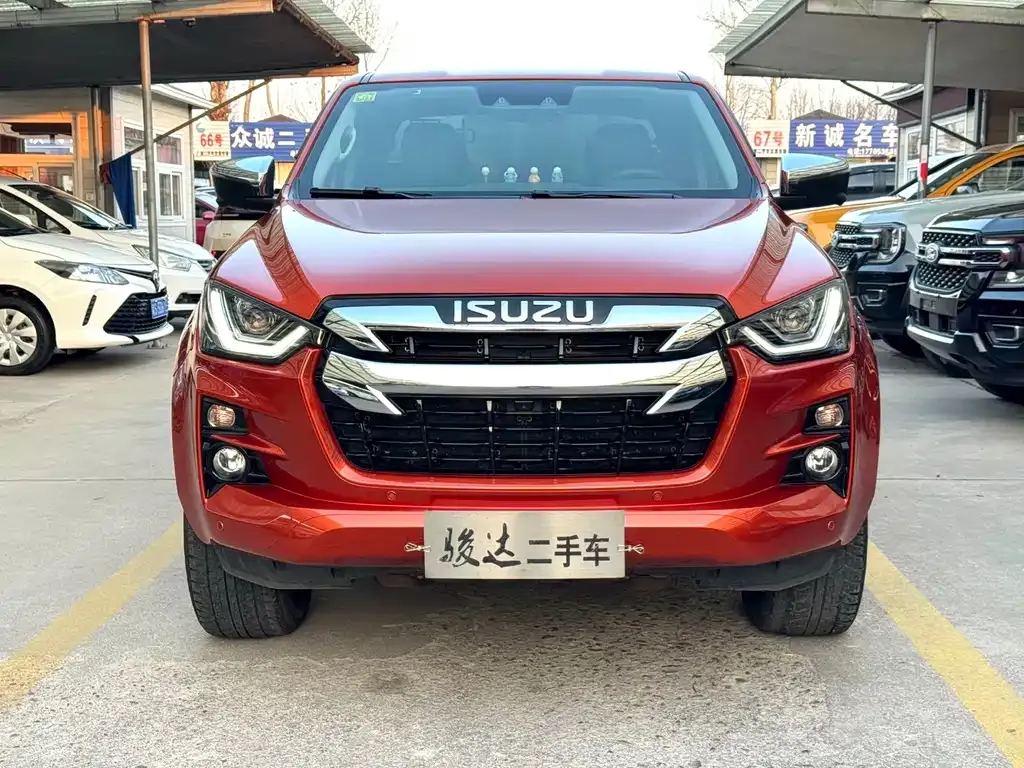 Isuzu D-MAX — фото 2