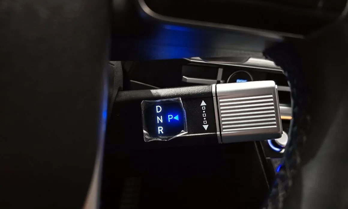 Hyundai Santafe — фото 2