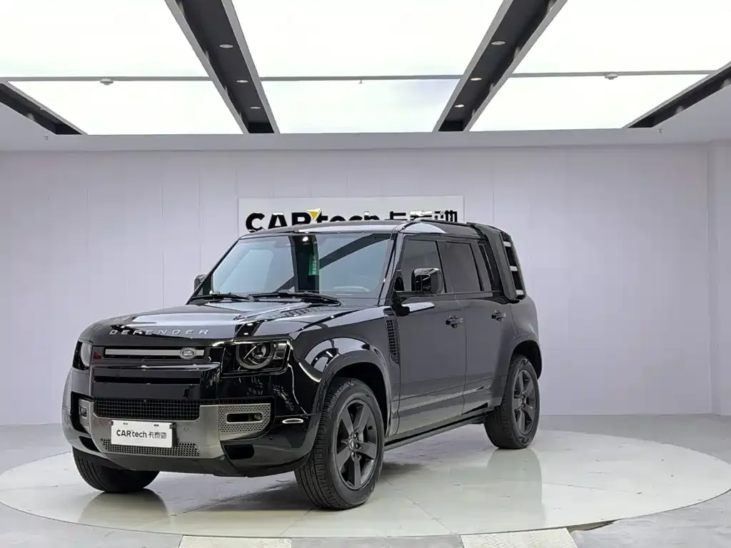 Land Rover Defender — фото 1
