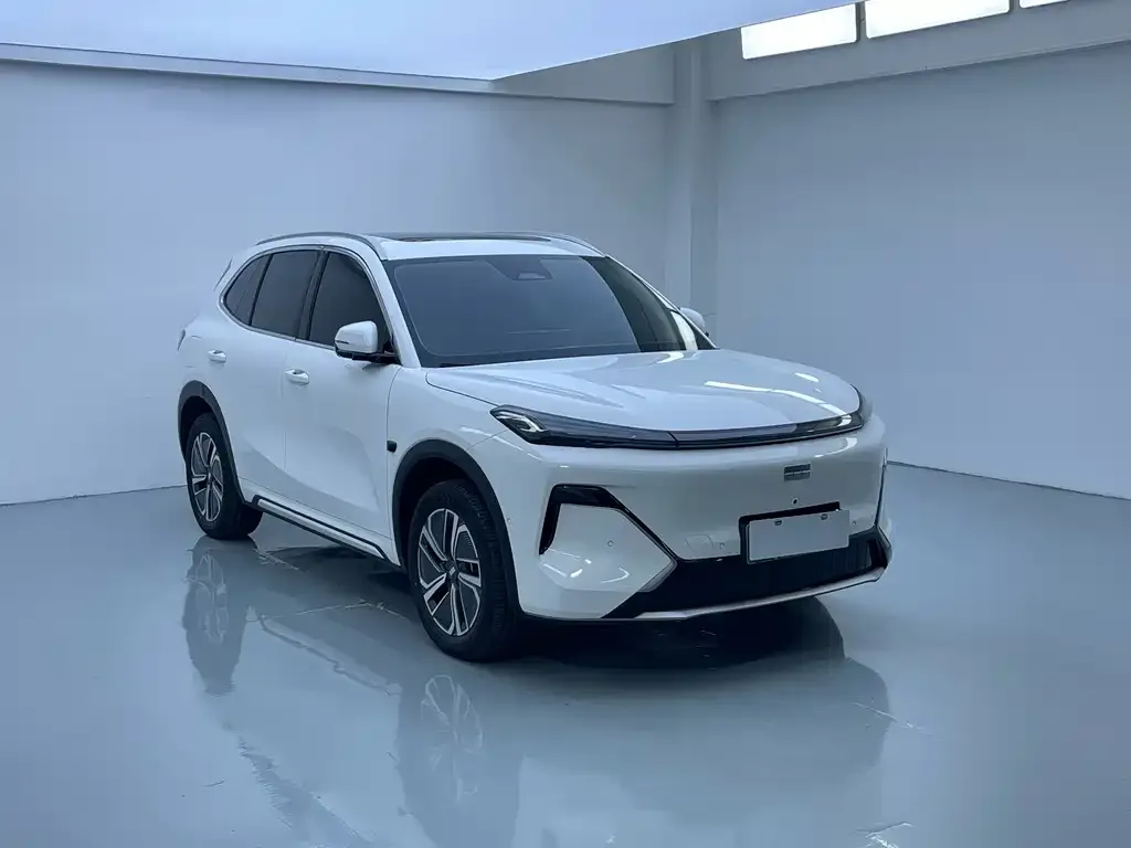 Geely Galaxy Xingjian 7 — фото 1