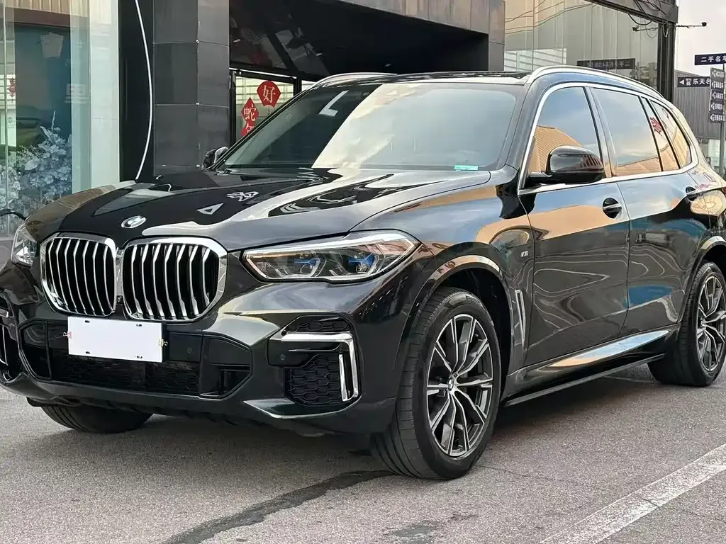 BMW X5 — фото 1
