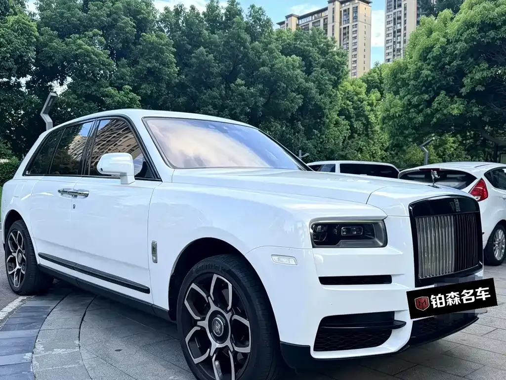 Rolls-Royce Cullinan — фото 1