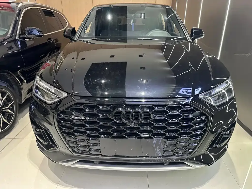 Audi Q5L Sportback — фото 2