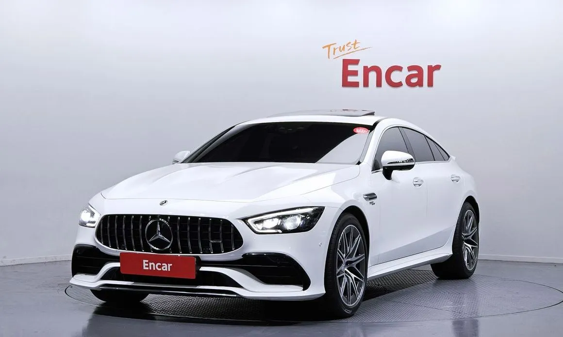 Mercedes-Benz AMG GT — фото 1