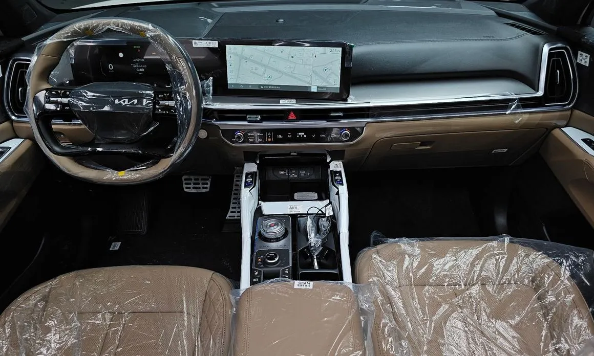 Kia Sorento — фото 7