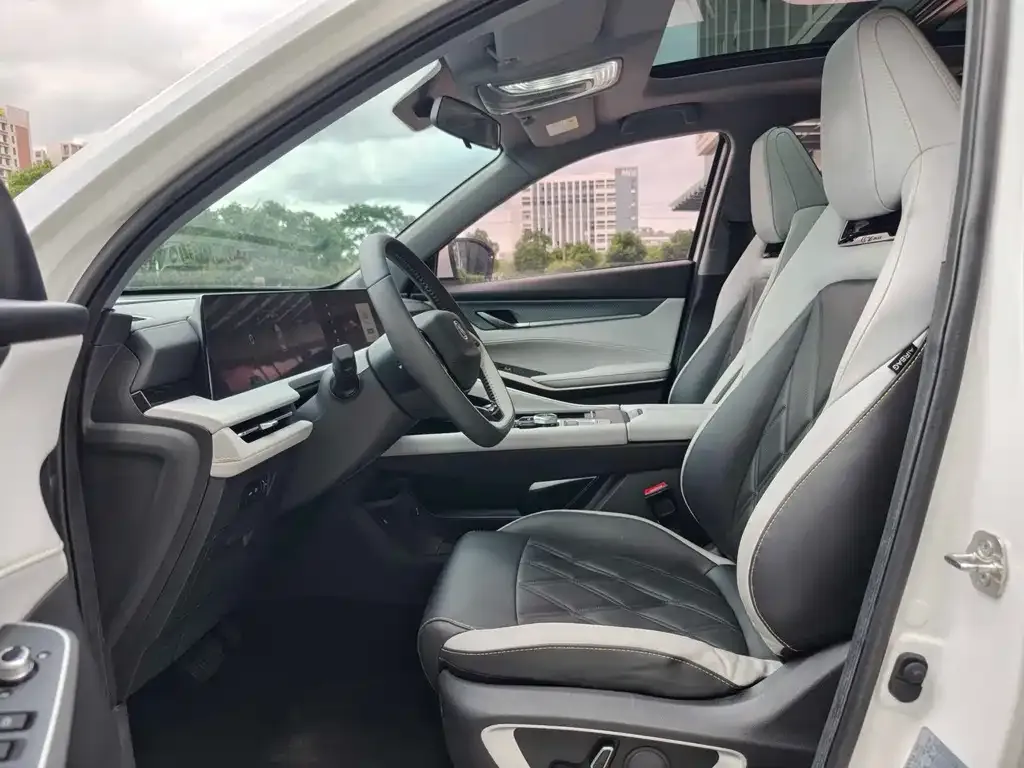 Changan CS75PLUS — фото 2