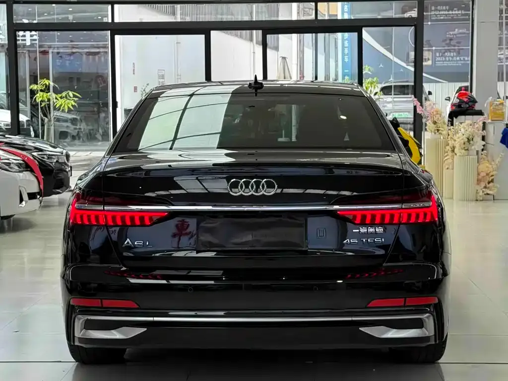 Audi A6L — фото 3