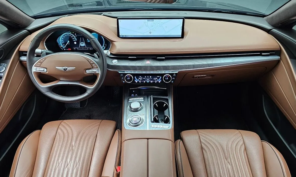 Genesis G80 — фото 9