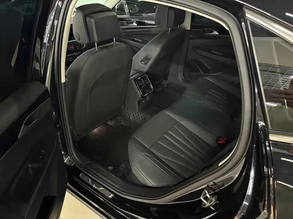Volkswagen Passat — фото 2