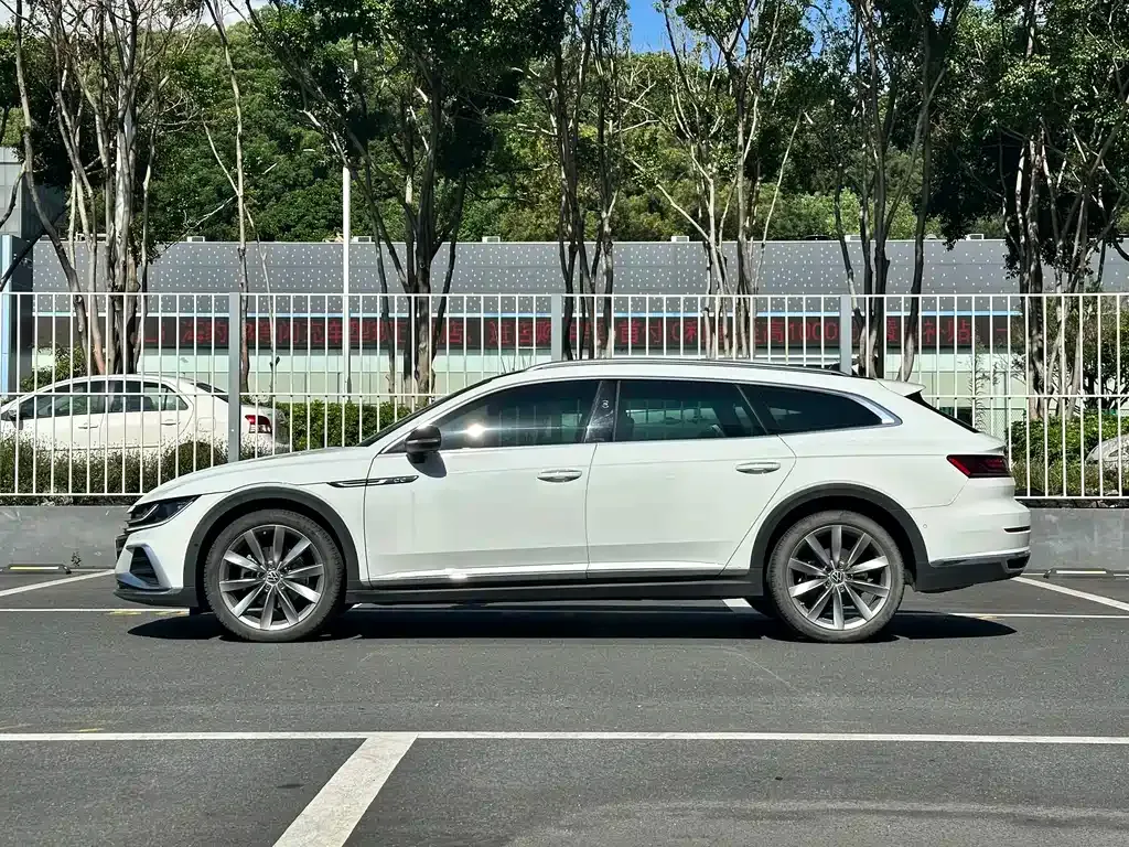 Volkswagen CC — фото 9