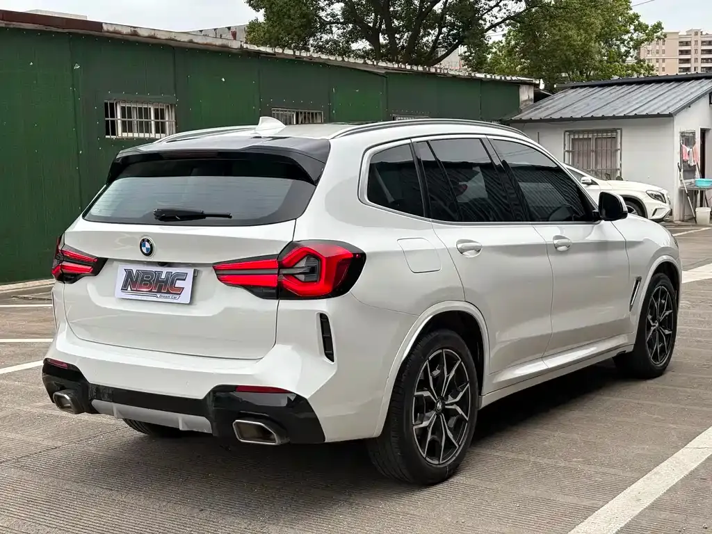 BMW X3 — фото 10