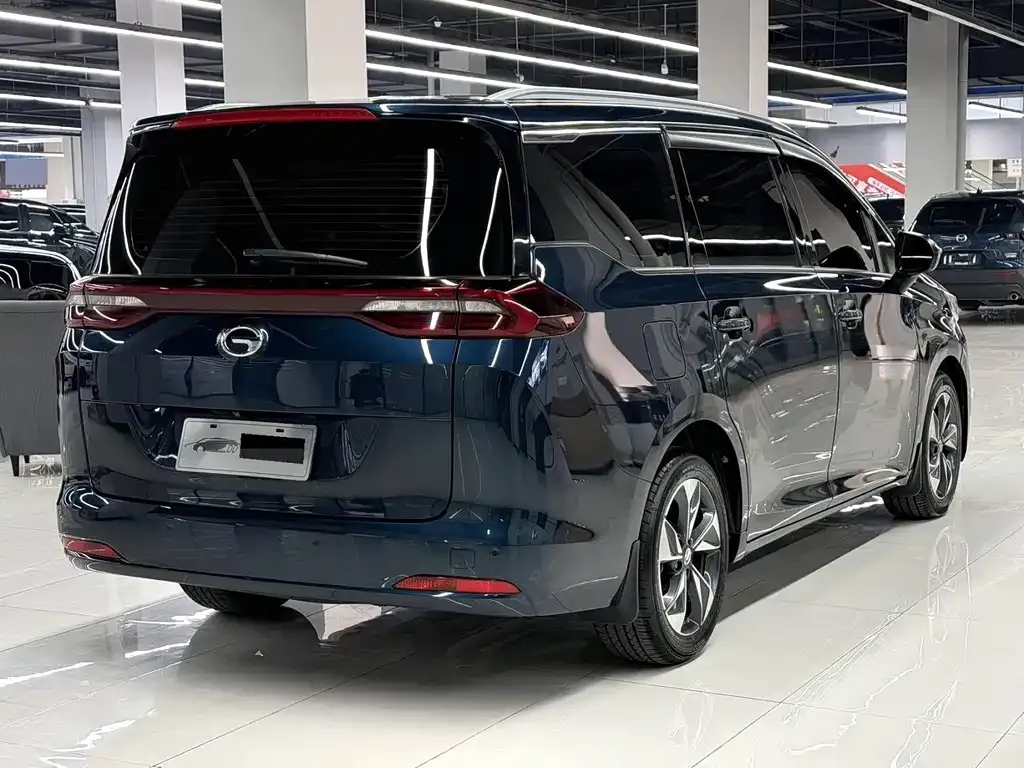 GAC Motor Trumpchi M6 — фото 6