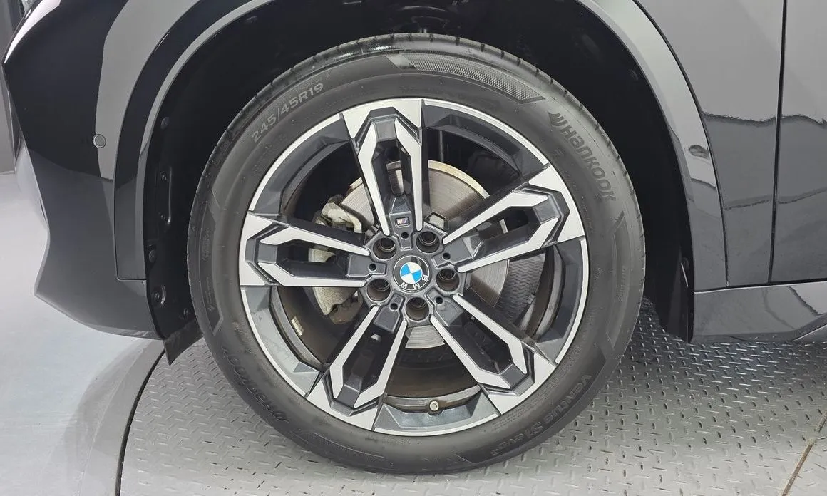 BMW X1 — фото 10