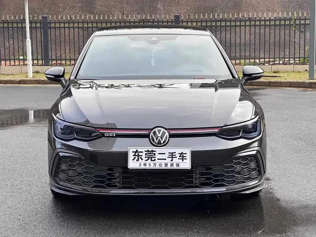 Volkswagen Golf GTI — фото 8