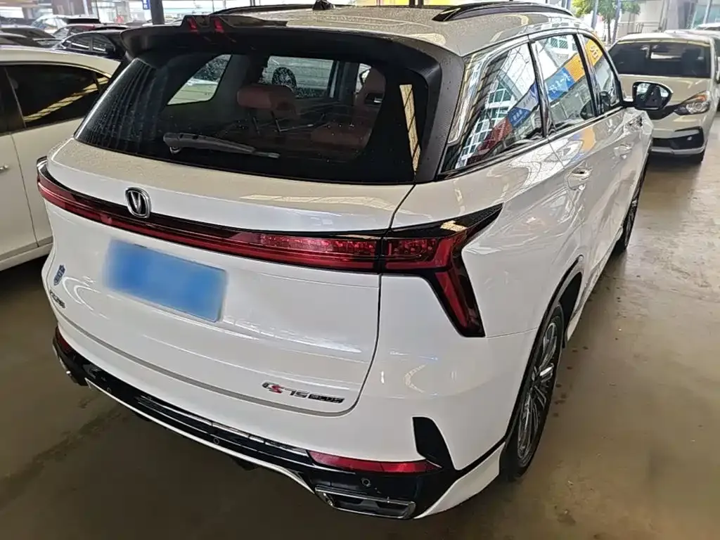 Changan CS75PLUS — фото 2