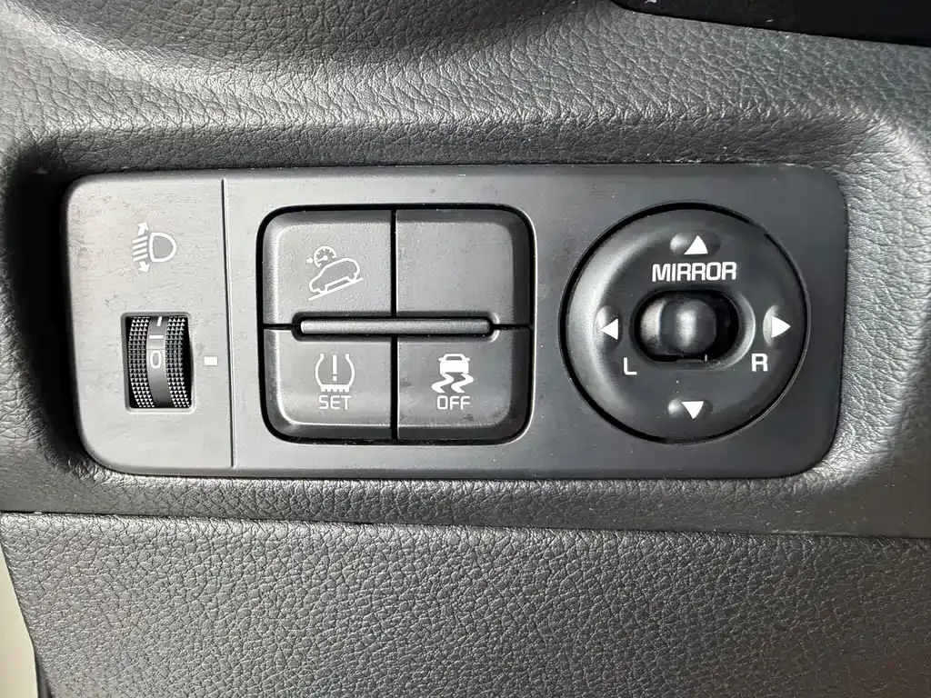 Kia KX1 — фото 2