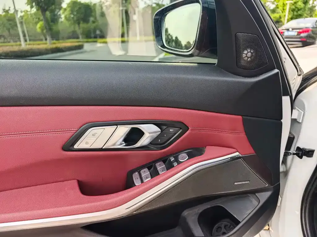 BMW 3 Series — фото 10