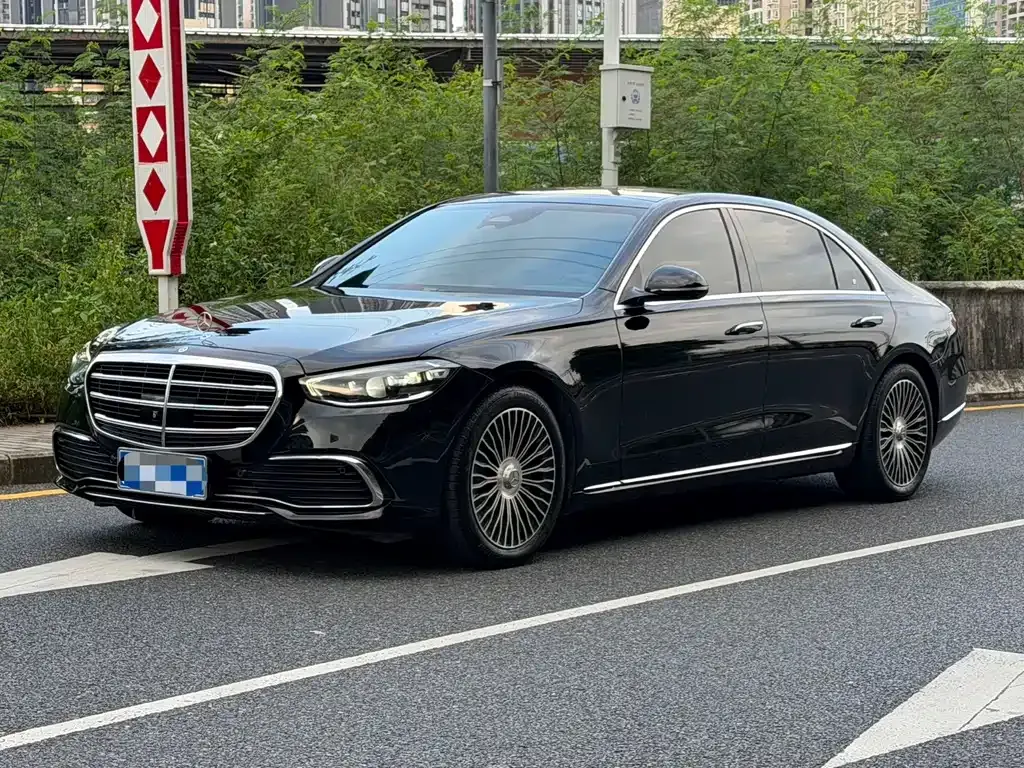 Mercedes-Benz S-Class — фото 1