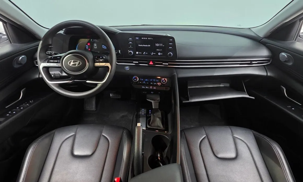 Hyundai AVANTE — фото 9