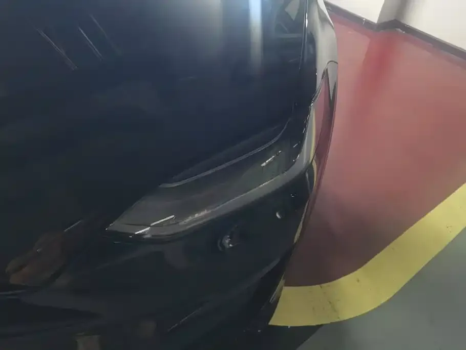 Tesla Model X — фото 2