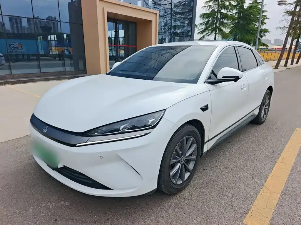 BYD Qin L — фото 2
