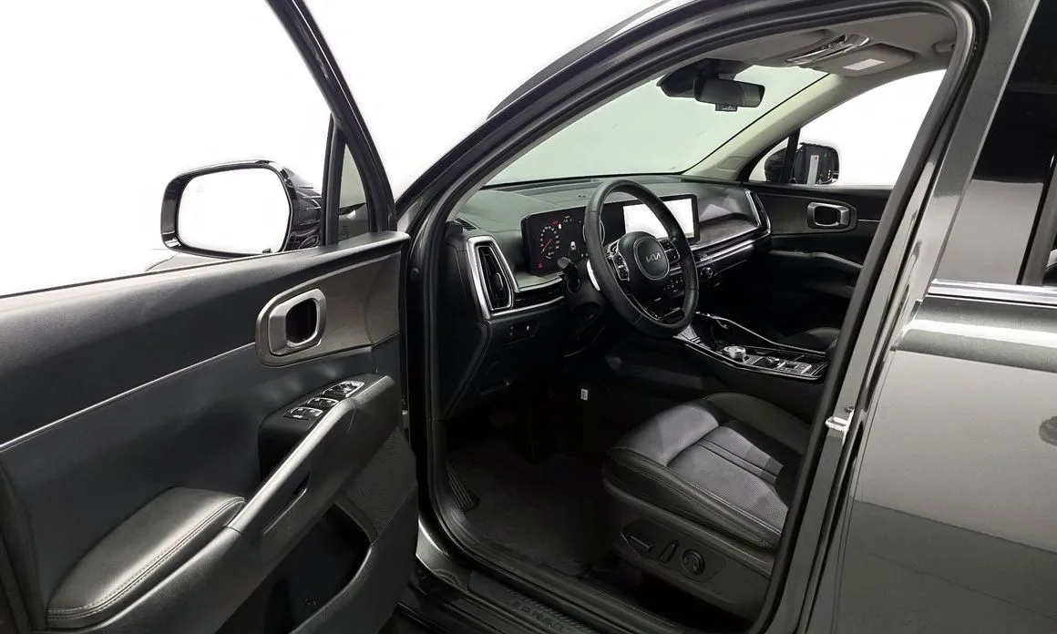 Kia Sorento — фото 5