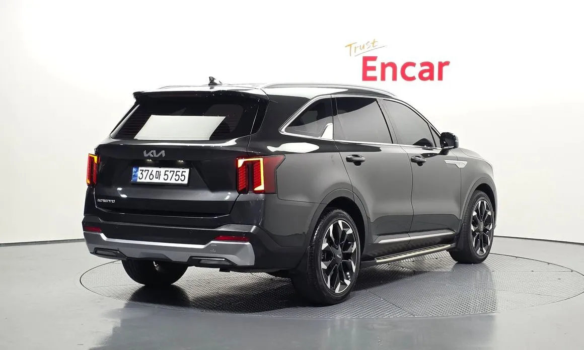 Kia Sorento — фото 7
