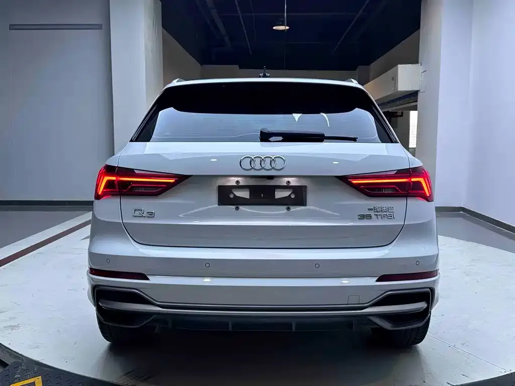 Audi Q3 — фото 9