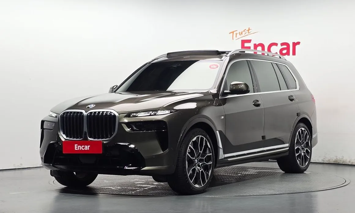 BMW X7 — фото 1