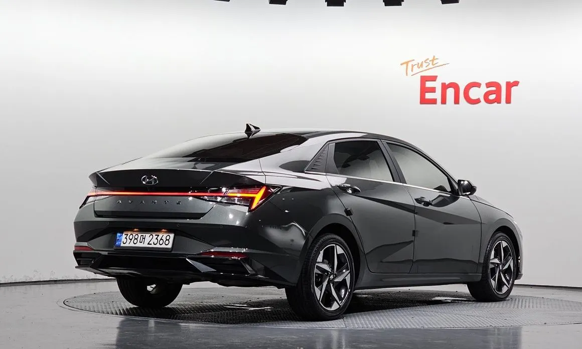 Hyundai AVANTE — фото 3