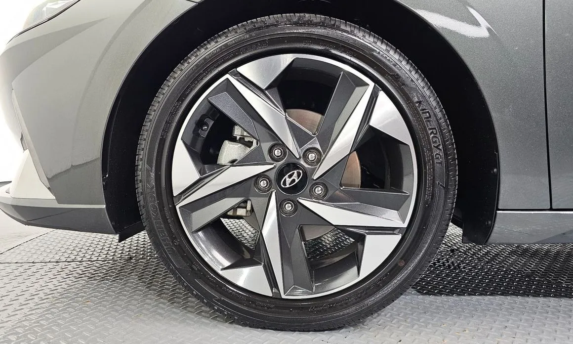 Hyundai AVANTE — фото 9