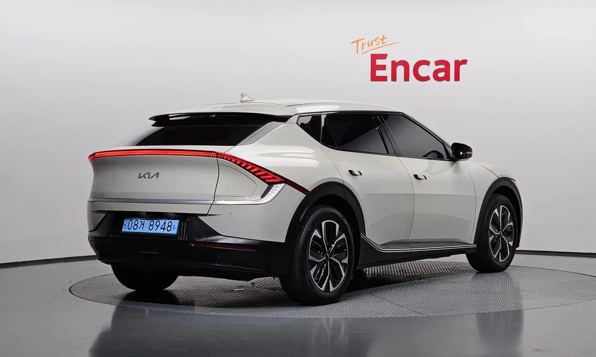 Kia EV6 — фото 2