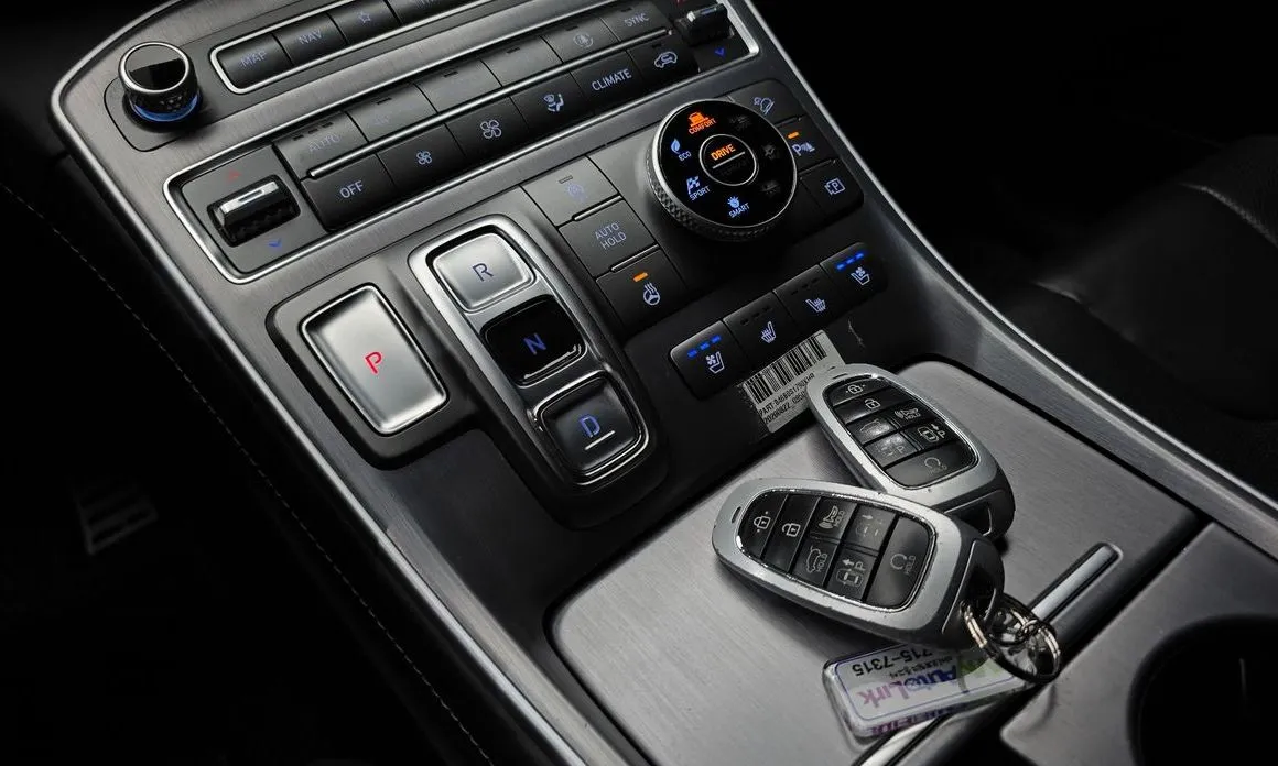 Hyundai Santafe — фото 8
