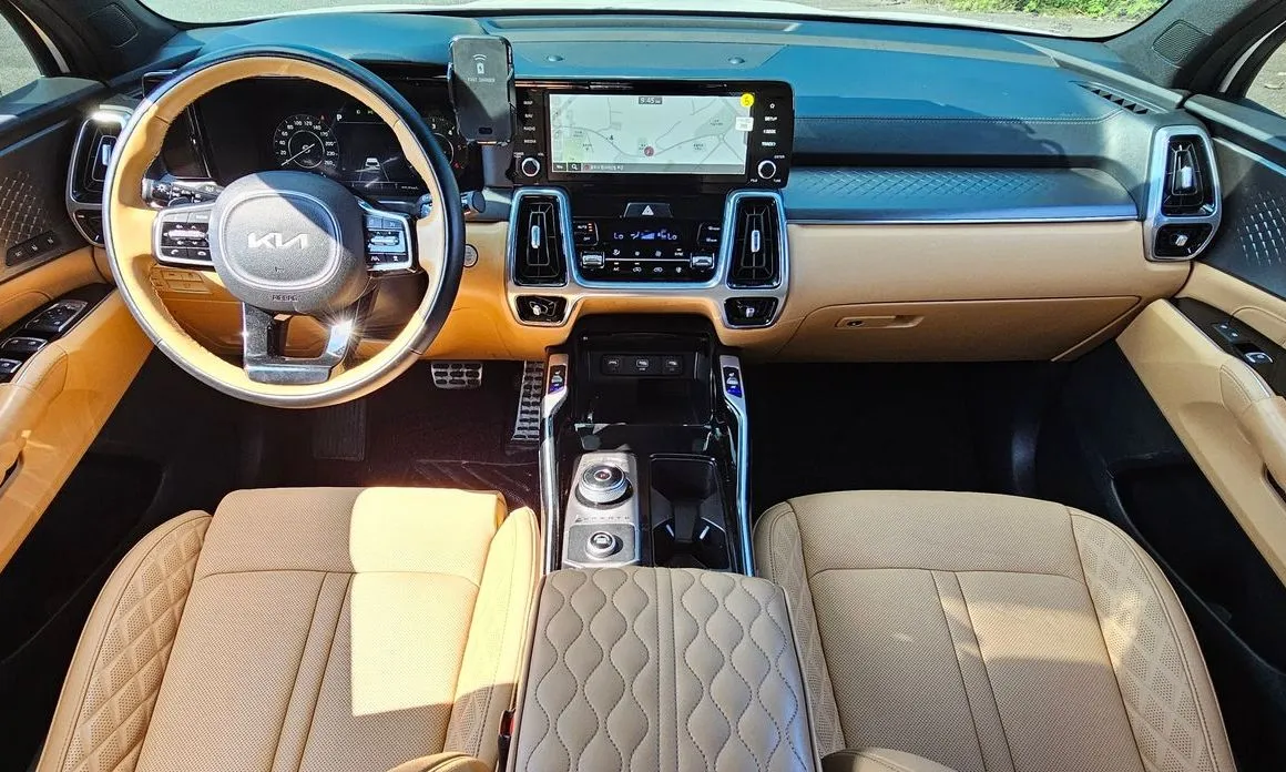 Kia Sorento — фото 10