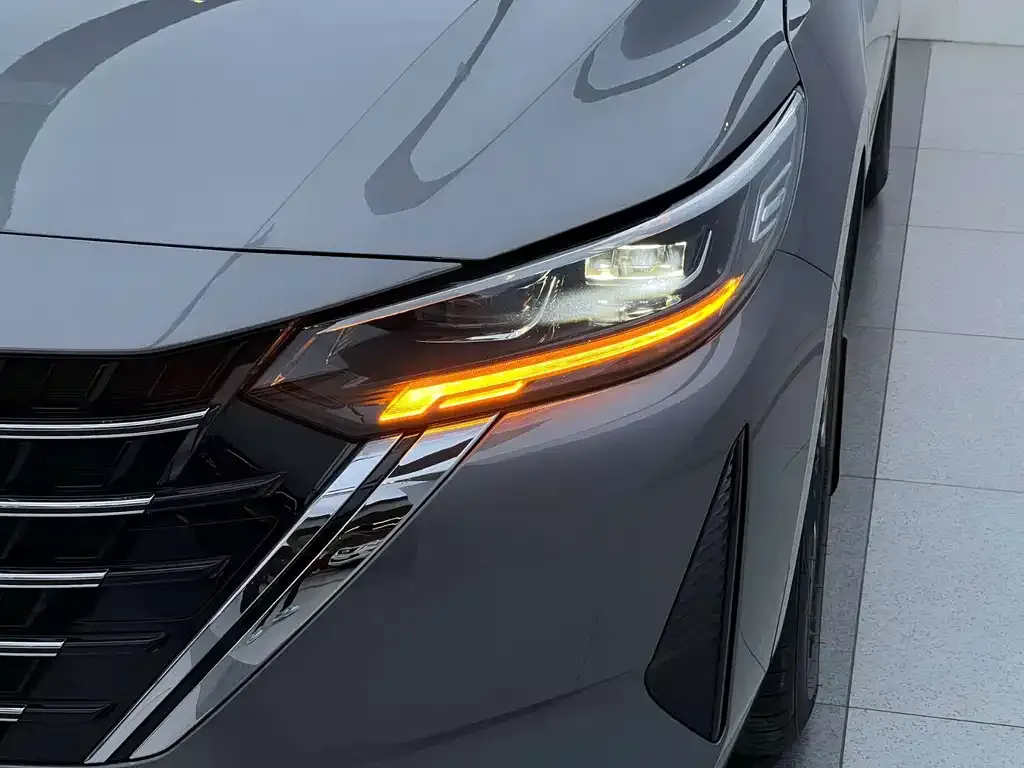 Nissan Sylphy — фото 4