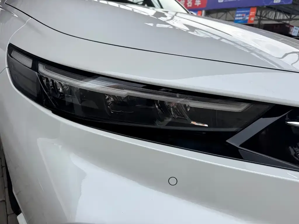 Honda Accord — фото 4