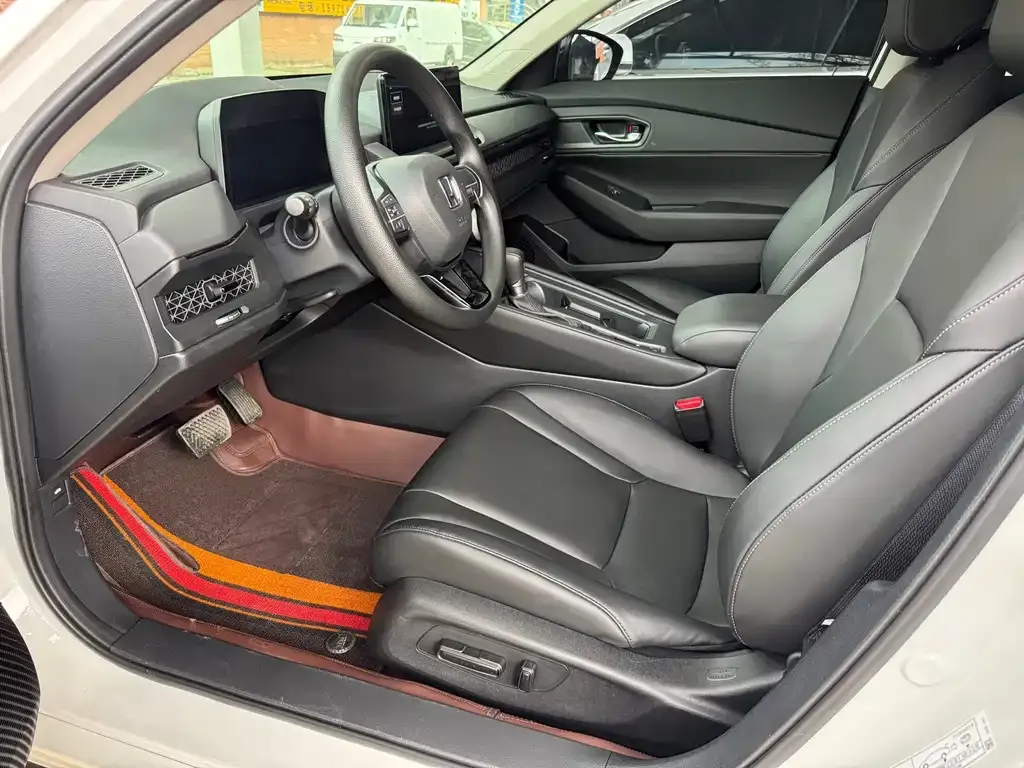 Honda Accord — фото 3